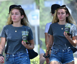 Miley Cyrus xuất hiện buồn rầu, tháo nhẫn đính hôn giữa tin đồn chia tay Liam Hemsworth