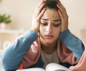 Nếu thấy đau đầu dữ dội ngay sau khi ăn thì hãy coi chừng vì đây có thể là dấu hiệu cho thấy những vấn đề sức khỏe nghiêm trọng