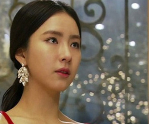 Người cũ của người yêu bỗng dưng tìm kế 'nối lại tình xưa' và hành động 'khẳng định chủ quyền' đáng nể