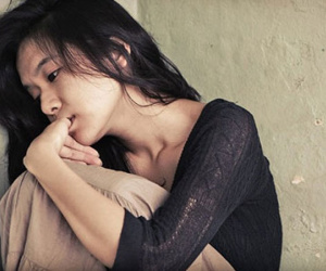 Nhận được tin từ thám tử báo về, chồng tôi hối hận quỳ gối trước cửa nhà mẹ vợ cả đêm
