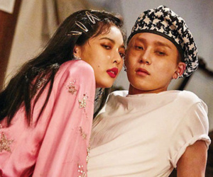 'Nữ hoàng gợi cảm' Hyuna hẹn hò với đàn em cùng công ty 2 năm