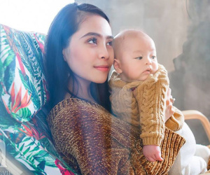 Kiều Anh phản pháo Lâm Khánh Chi: 'Lúc đẻ xong rồi đàn ông không có mặt thì lỗi ích kỉ lại ở đàn bà là sao chị ơi?'