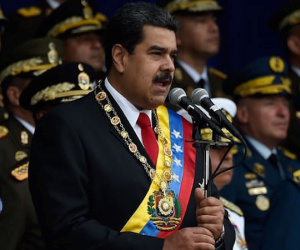 TT Venezuela thoát chết trong vụ ám sát bằng chất nổ tại lễ duyệt binh