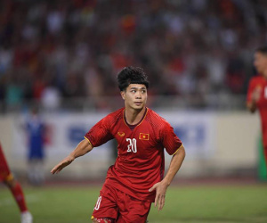 U23 Việt Nam: Bay nữa đi, Công Phượng!
