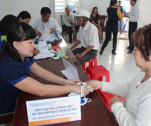 Cấp bù cao nhất hơn 12% lương cho lao động nữ nghỉ hưu năm 2018