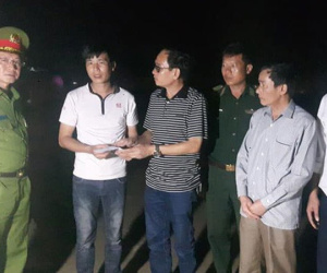 Nghệ An: Hai người đàn ông tắm biển bị sóng cuốn trôi tử vong