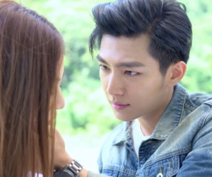 Chấp nhận sống thử với người yêu, cô gái giật mình ngã ngửa khi mang quần áo đi giặt