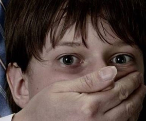 Nghi án người đàn ông bắt cóc trẻ em