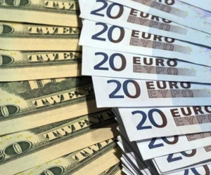 Tỷ giá ngoại tệ ngày 7/8: USD bật tăng, Bảng Anh tụt giảm