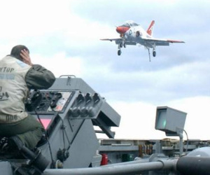 Mỹ nâng cấp khẩn máy bay T-45 Goshawk