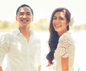 Tăng Thanh Hà chia sẻ món quà giản dị của Louis Nguyễn nhân dịp 9 năm yêu nhau