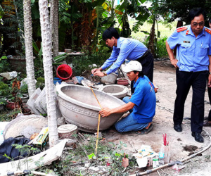 'Tôi đập đầu vào tường khi nghe tin con gái bị giết'