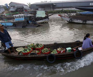 Trung Quốc đang âm thầm thôn tính Mekong bằng cả cây gậy và củ cà rốt