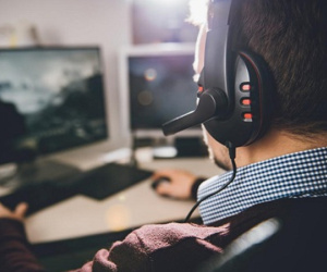 Hiệu phó đại học ở Nhật Bản tham ô hàng triệu yen để chơi game