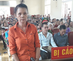 Người đàn bà vướng lao lí sau khi đi đám cưới người thân