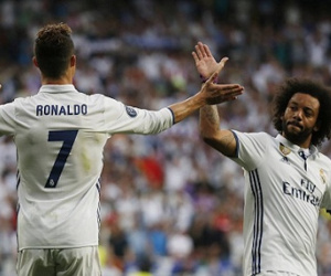 Ronaldo lôi kéo Marcelo đến Juventus