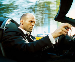 Siêu sao Jason Statham: Gã bán hàng rong mánh khóe và kẻ giàu sang nghiện đi dép lê