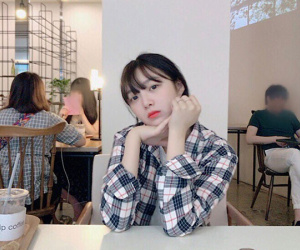 Cô gái 22 tuổi kể khổ, đòi đi bán nội tạng để báo hiếu bố mẹ nhưng lại bất ngờ bị dân tình 'bóc phốt'
