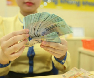 Chênh lệch lãi suất trở lại 'chia lửa' cho tỷ giá