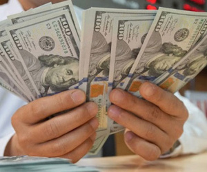 Giá USD ngân hàng lên kịch trần