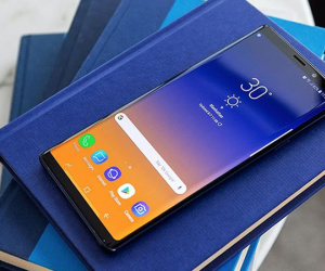 Galaxy Note 9 vừa ra mắt đã giảm giá sốc 1,5 triệu đồng