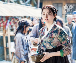 Lee Young Ae chính thức bỏ vai trong phim bom tấn sau 1 năm nhận lời