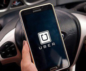 Doanh thu tăng mạnh, Uber vẫn lỗ gần 1 tỷ USD