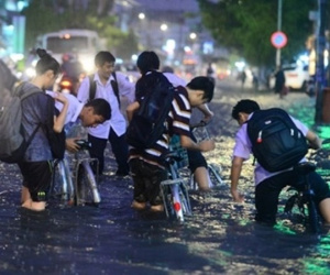 Hà Nội: Học sinh có thể được nghỉ học khi bão số 4 đổ bộ