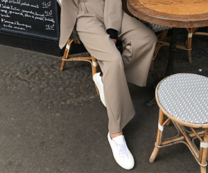 Sneakers trắng có thể biến hóa như thế nào?