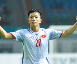 Video: Tình huống ghi bàn của Phan Văn Đức nâng tỷ số 2-0