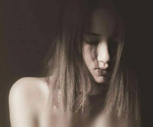 Không khởi tố vụ người mẫu 'tố' bị họa sĩ hiếp dâm