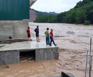 Chủ tịch TP Vinh và đoàn cán bộ đi du lịch đúng thời điểm bão vào: 'Chỉ là nghỉ phép thôi'
