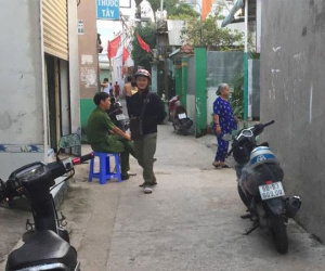 2 'hiệp sĩ' bị trộm đâm gục trong hẻm cụt