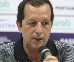 HLV Bahrain: 'Tôi mù tịt về U23 Việt Nam'