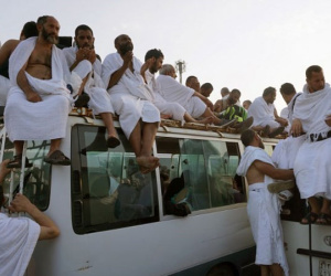 2 triệu người Hồi giáo tham gia ném đá ma quỷ và hành hương về Mecca
