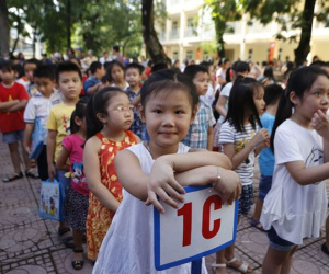 Tiền trường đầu năm học: Có tình trạng áp đặt, cào bằng