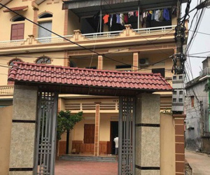 Giây phút bình tĩnh khó tin của người vợ bầu bị chồng chém đứt lìa 2 bàn tay