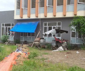 Trạm y tế tiền tỷ bỏ hoang ở Hà Nội
