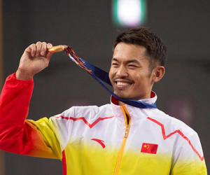 ASIAD 18: Không đấu giây nào, huyền thoại cầu lông Lin Dan vẫn có HCV