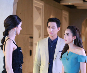 Chồng ngoại tình mà vẫn bình thản đến lạ, cô vợ đã làm thế này trong cuộc chạm trán '3 mặt một lời'