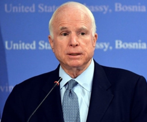 Thượng nghị sĩ Mỹ John McCain dừng điều trị ung thư não