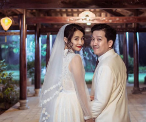 3 năm yêu đầy sóng gió của Trường Giang và Nhã Phương kết lại bằng lễ đính hôn bí mật!