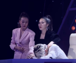 The Debut tập 12: Đức Phúc gục đầu khóc nức nở vì mất sạch thí sinh bởi Hương Tràm