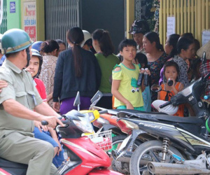 Vụ bảo mẫu tát trẻ như 'trời giáng': Bảo mẫu 21 tuổi, có bằng cấp đầy đủ