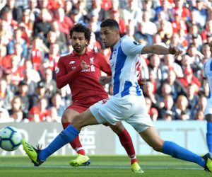 Salah giúp Liverpool chiếm ngôi đầu từ Man City