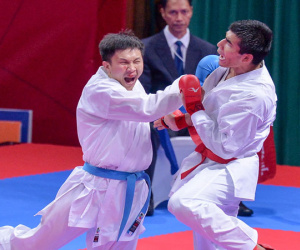 Video: Cận cảnh chấn thương của Minh Phụng khi giành HCB môn karate