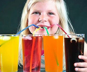 5 tác hại cực nguy hiểm của nước ngọt có ga