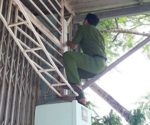 Nghi cả nhà bị đánh thuốc mê, tiệm điện thoại bị 'dọn' sạch