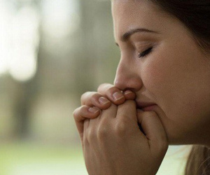 Phát hiện 3 cây vàng trong ruột gối cũ, tôi đem trả còn bị mẹ chồng mắng mỏ xỏ xiên