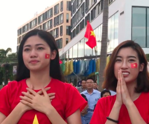 Thanh Tú bật khóc, Mỹ Linh và các thí sinh Hoa hậu Việt Nam 2018 vỡ oà trước cú ghi bàn tuyệt đẹp của Minh Vương